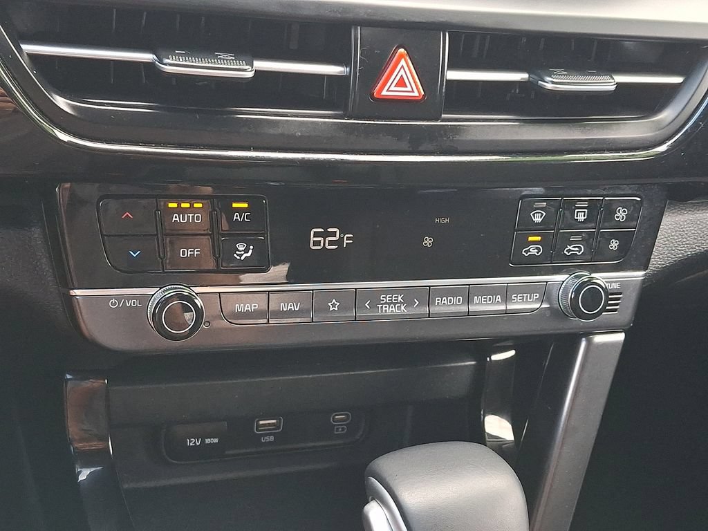 Certified 2024 Kia Seltos X-Line AWD/4WD image 18