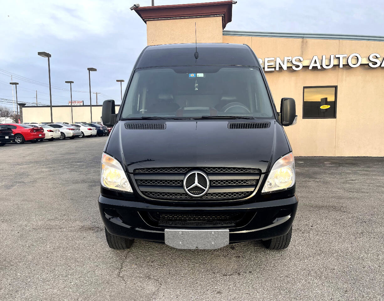 Used 2009 Dodge Sprinter 2500 image 3