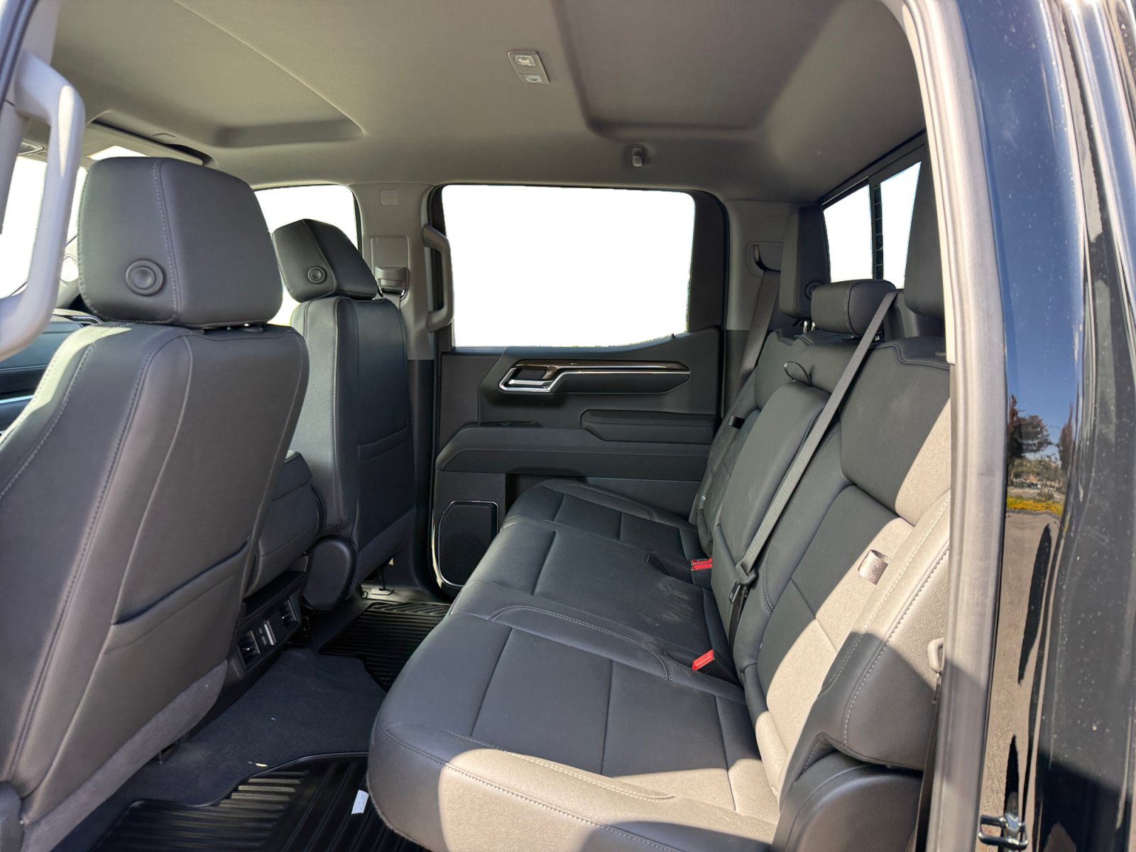 New 2026 Chevrolet Silverado 1500 LT w/ All Star Edition Plus AWD/4WD image 16