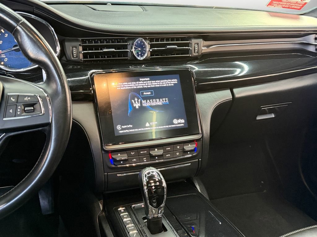 Used 2018 Maserati Quattroporte S GranLusso image 11