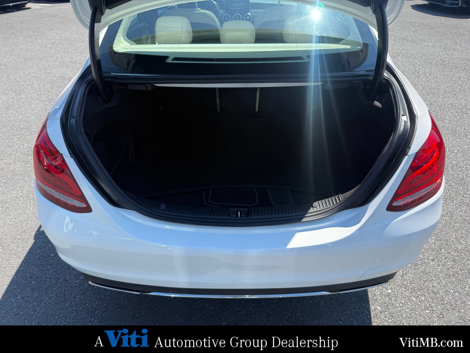 Used 2016 Mercedes-Benz C 300 4MATIC Sedan image 24