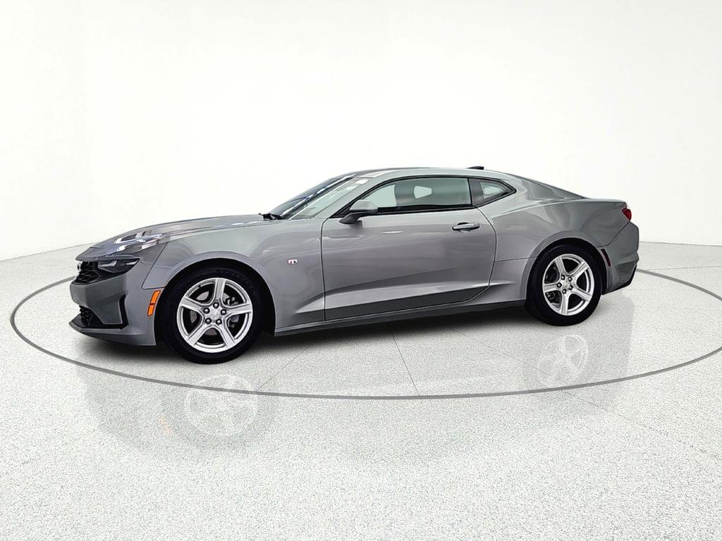 Used 2023 Chevrolet Camaro LT RWD image 4