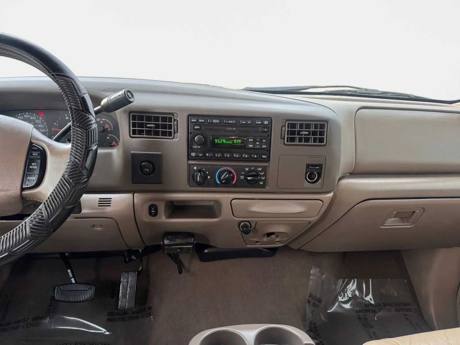 Used 2004 Ford F350 XL image 14