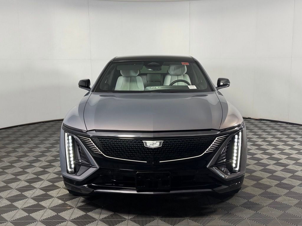 Used 2024 Cadillac Lyriq Sport RWD image 5