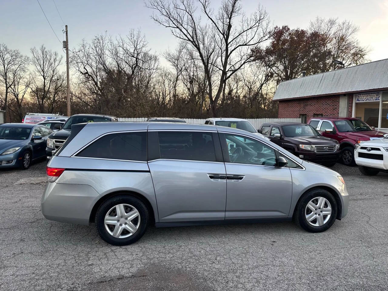 Used 2016 Honda Odyssey LX image 4