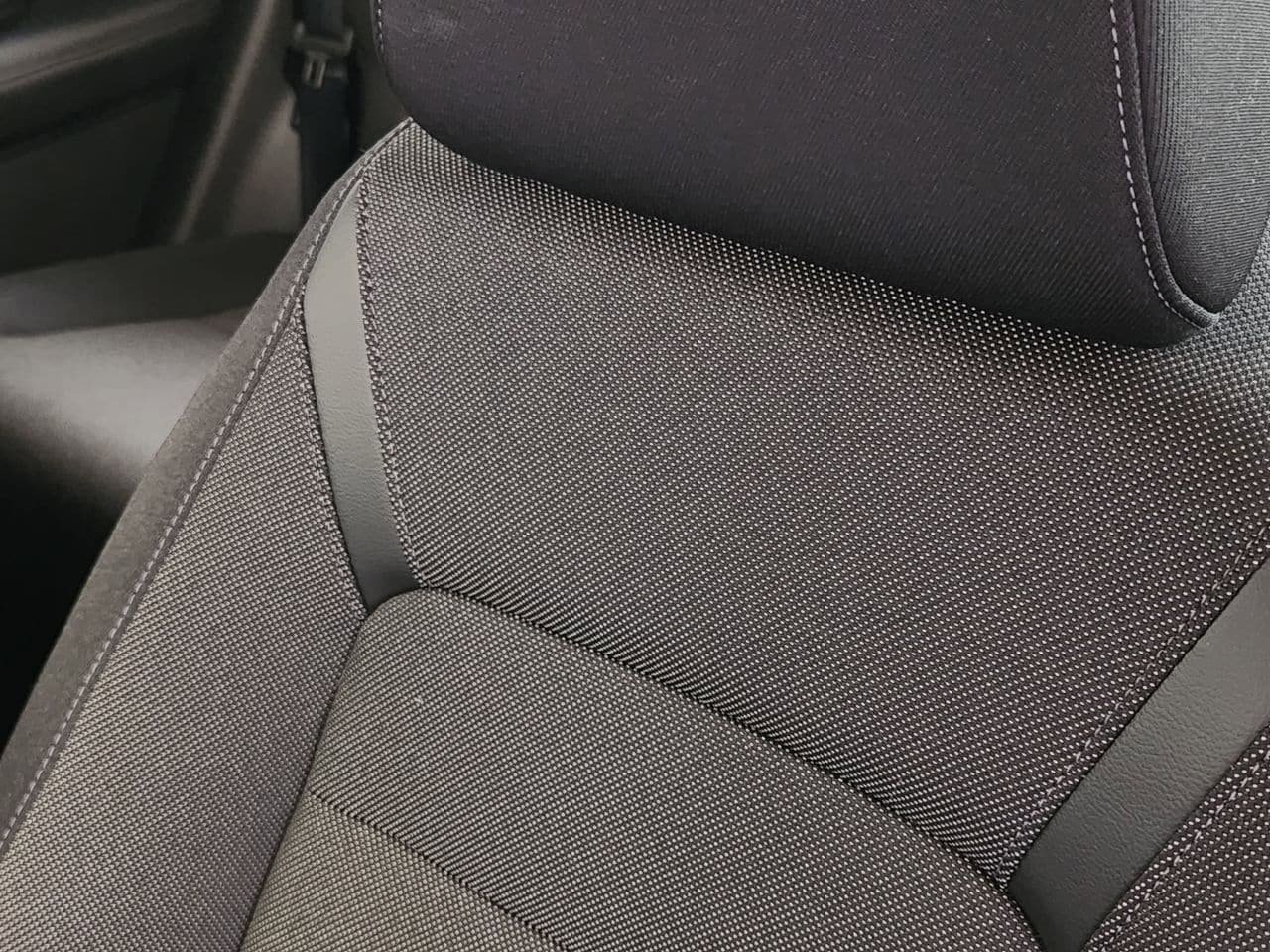 Used 2025 Honda CR-V EX image 14