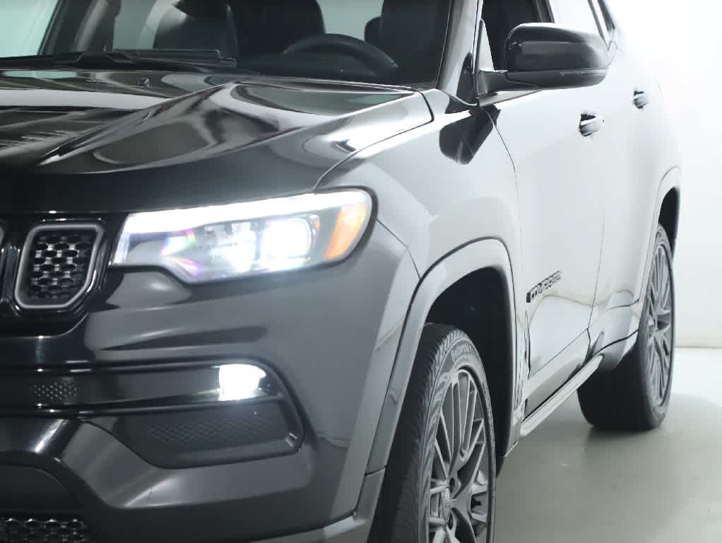 Certified 2023 Jeep Compass High Altitude AWD/4WD image 4