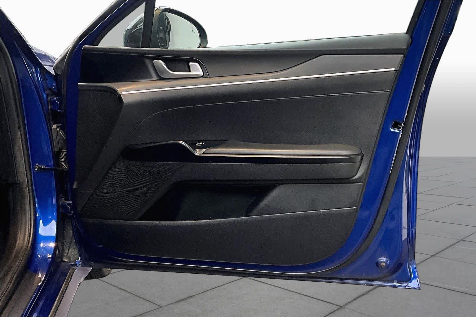 Used 2022 Kia K5 GT-Line FWD image 22