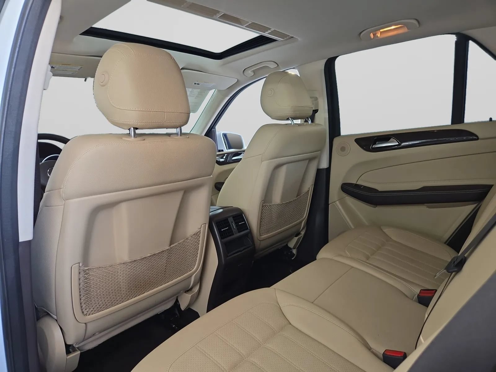 Used 2018 Mercedes-Benz GLE 350 image 26