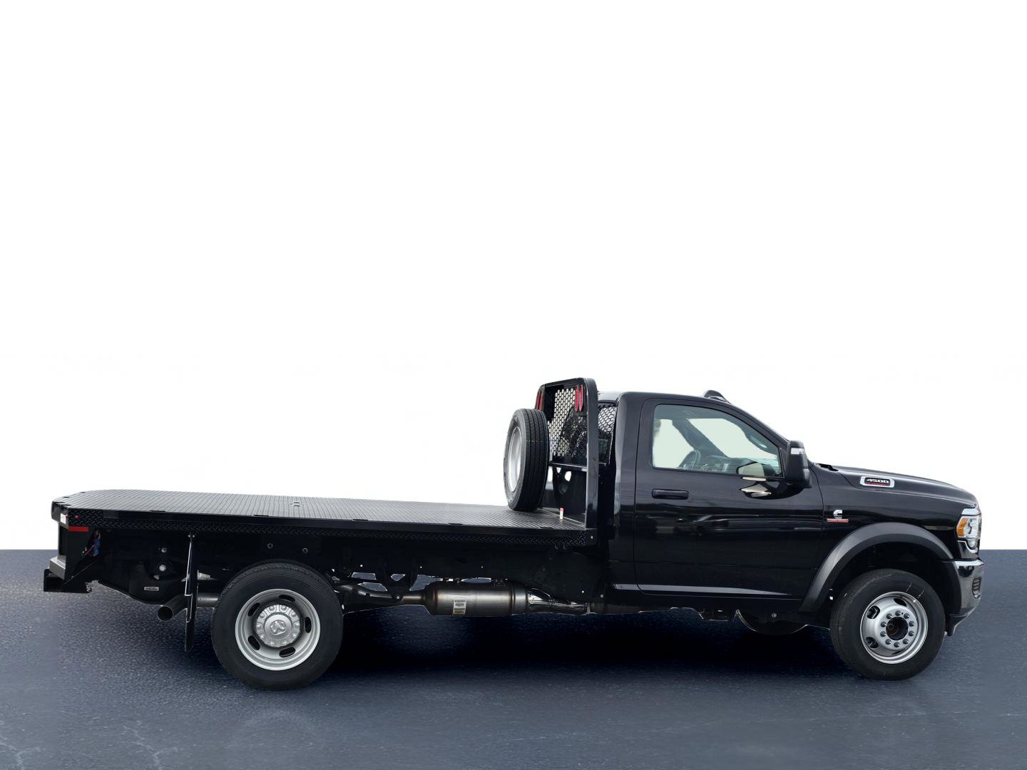 New 2024 RAM 4500 Tradesman image 9