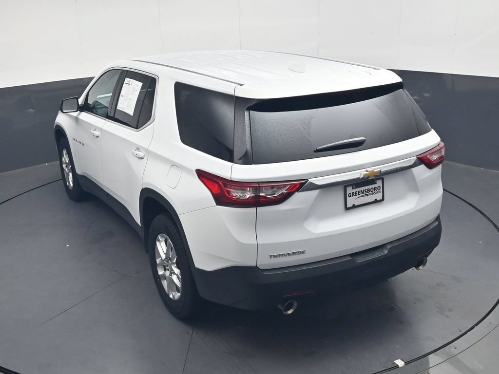 Used 2020 Chevrolet Traverse LS FWD image 32