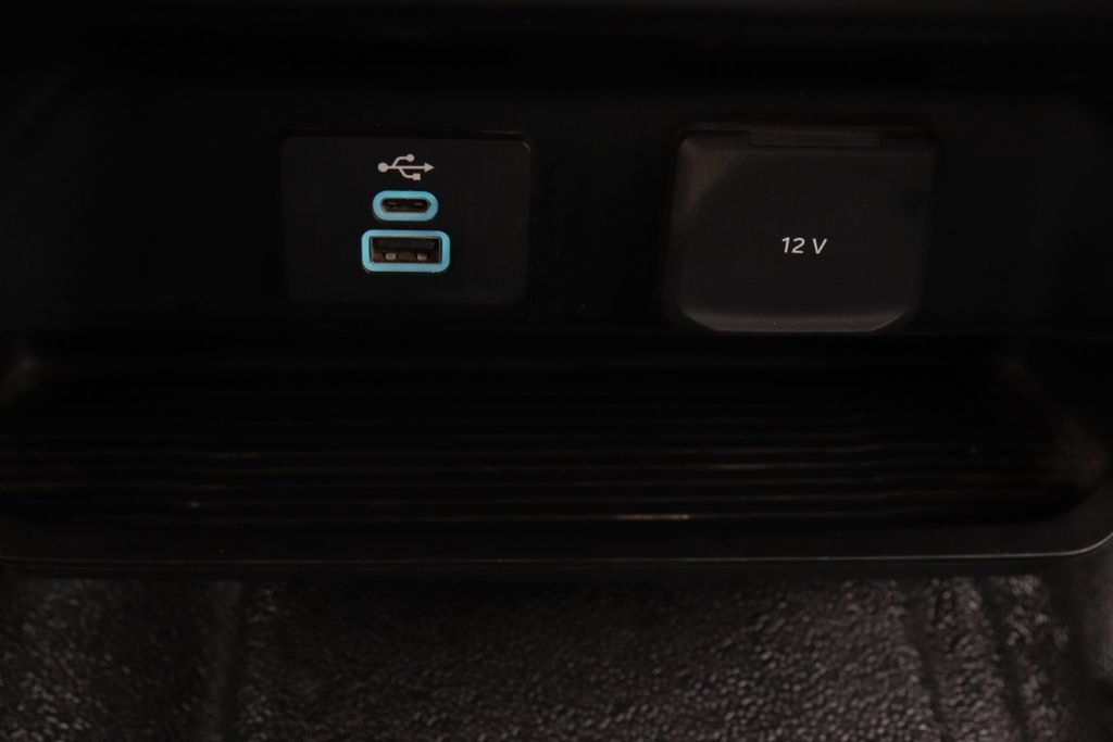 Used 2024 Ford F550 4x4 Crew Cab Super Duty image 20