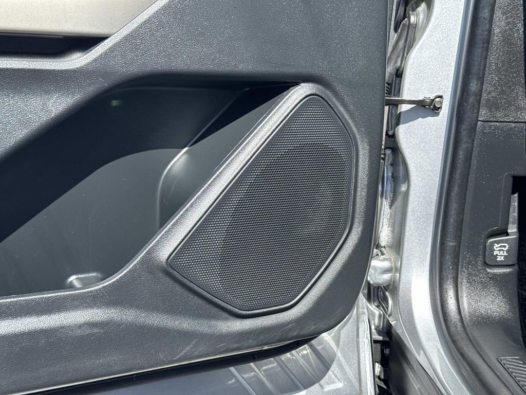 Certified 2023 Ford Explorer XLT w/ Equipment Group 202A image 17