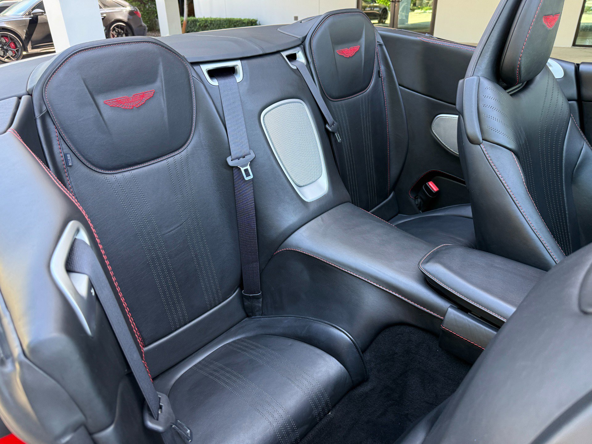 Used 2020 Aston Martin DB11 Volante RWD image 37