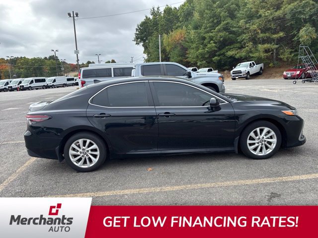 Used 2024 Toyota Camry LE FWD image 8