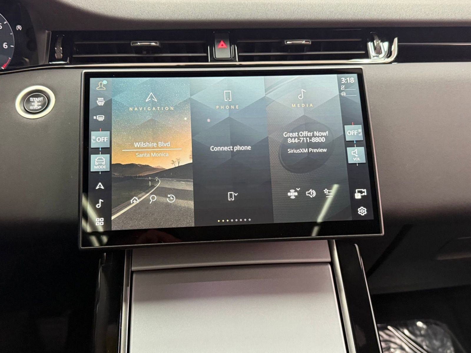 Used 2024 Land Rover Range Rover Evoque S image 29