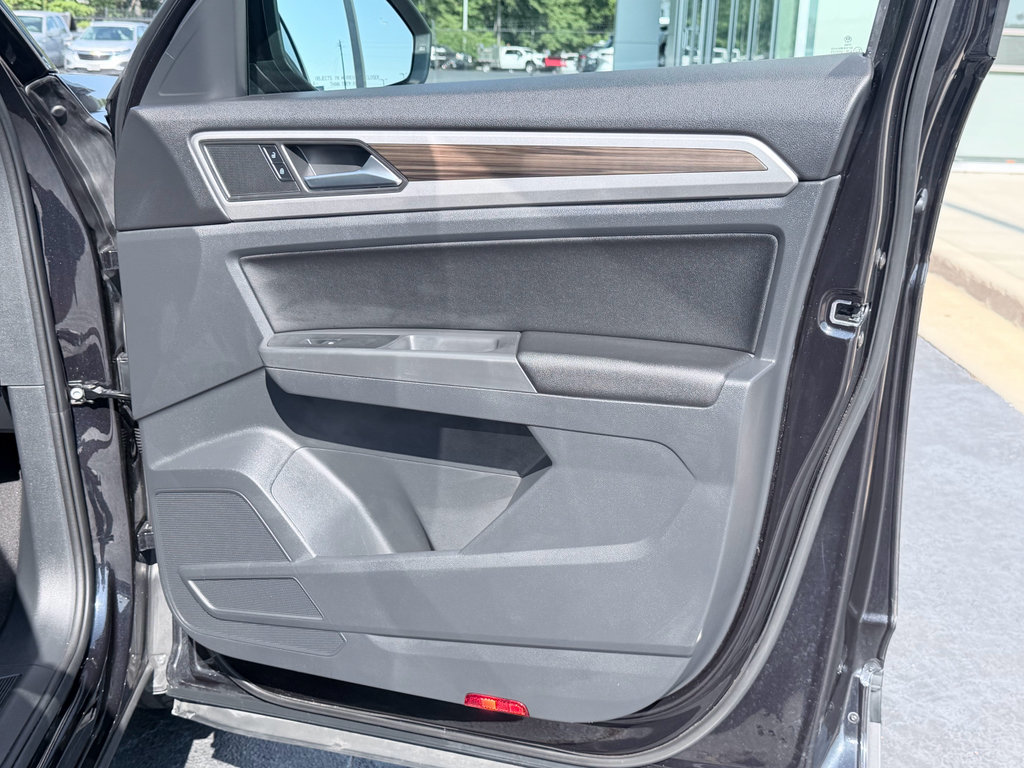 Used 2021 Volkswagen Atlas SE FWD image 33