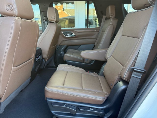 Used 2024 Chevrolet Tahoe High Country w/ Premium Package AWD/4WD image 18