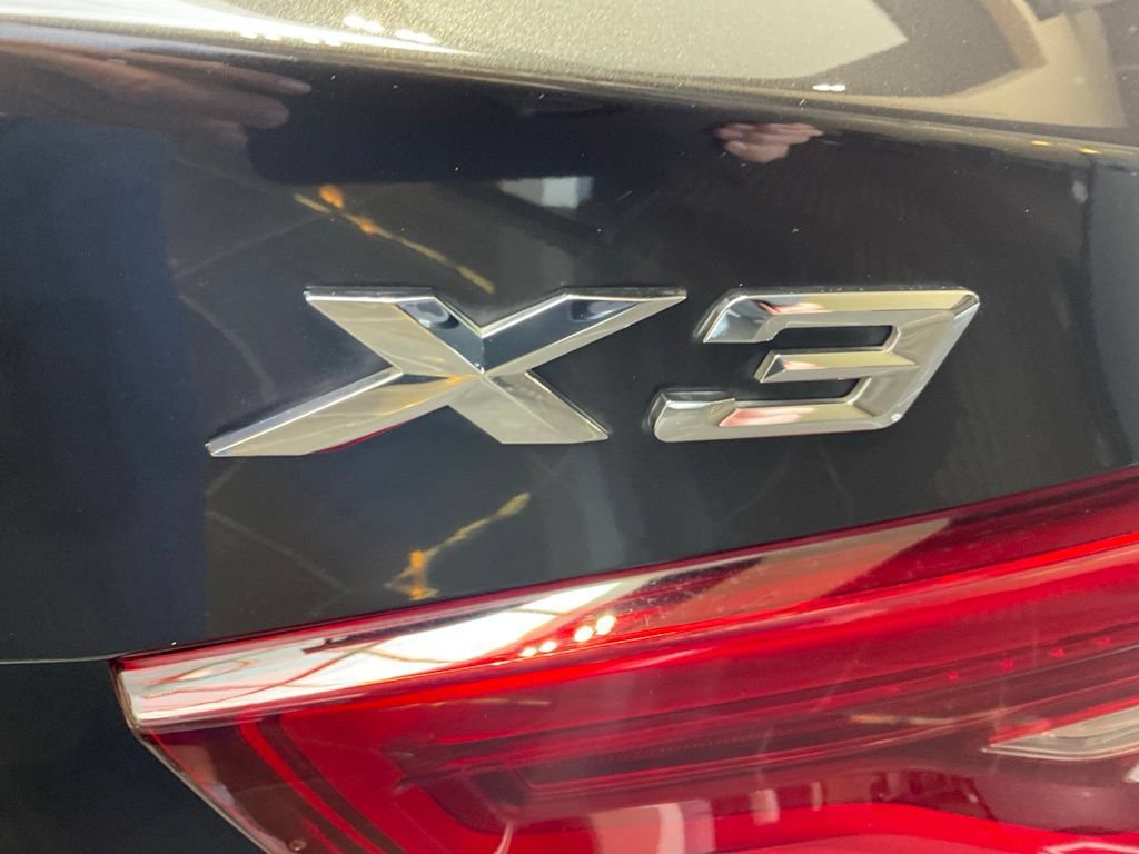 Used 2018 BMW X3 xDrive30i AWD/4WD image 25