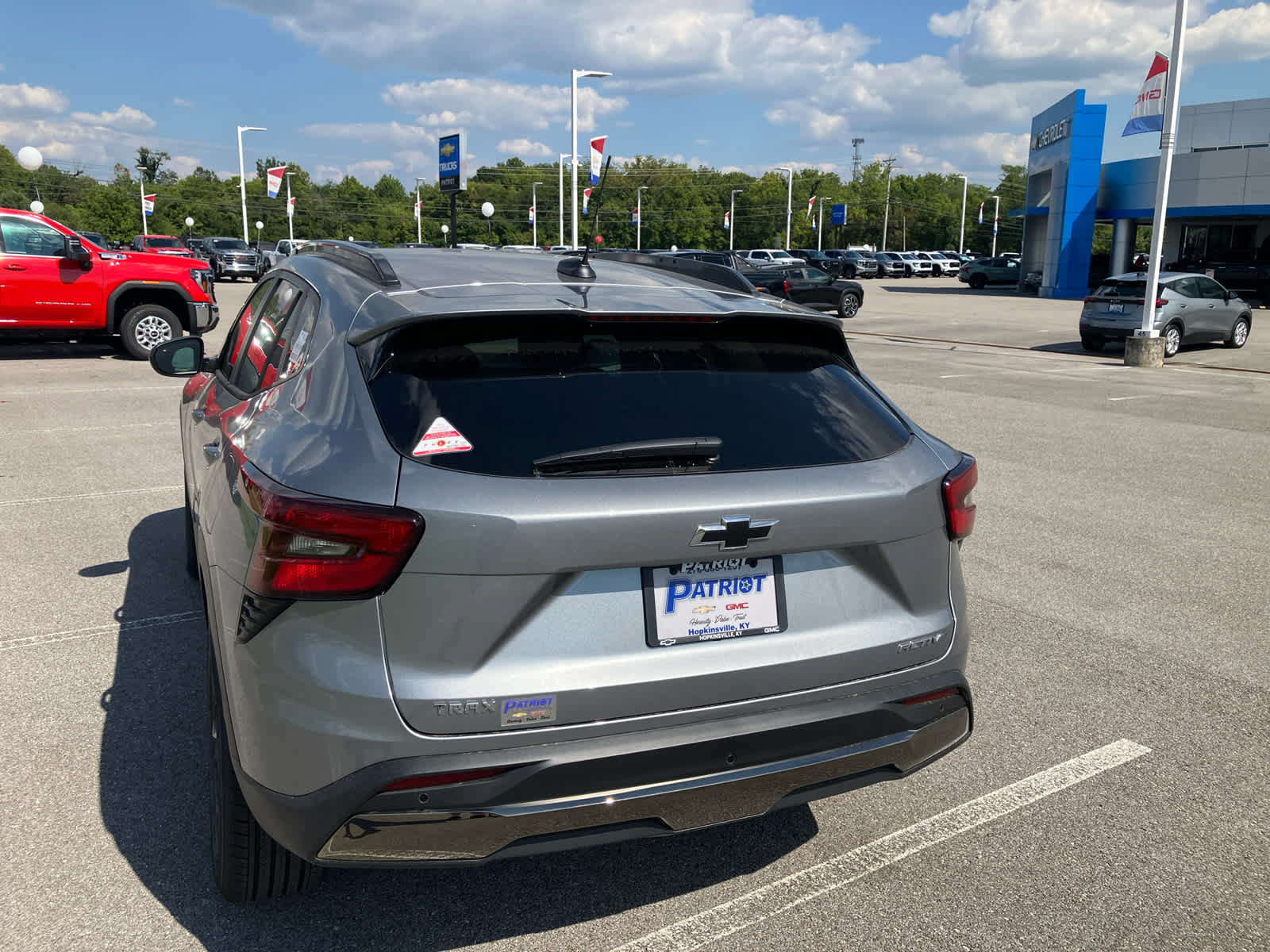 New 2026 Chevrolet Trax ACTIV w/ Sunroof Package FWD image 6