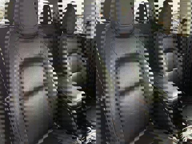 Used 2018 GMC Canyon SLT w/ Driver Alert Package image 22