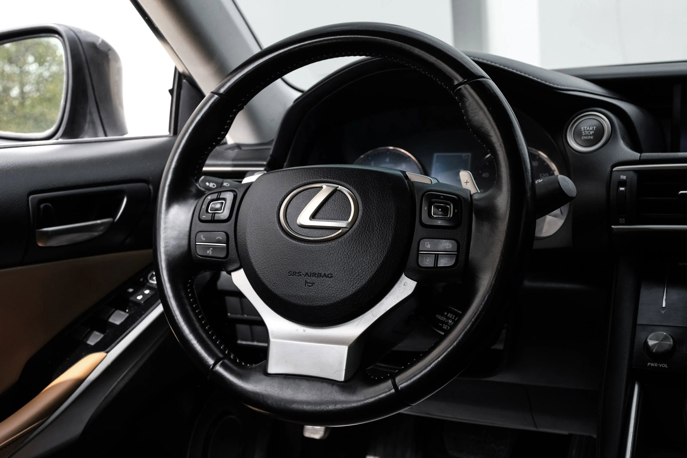 Used 2018 Lexus IS 300 w/ Accessory Package 2 image 15