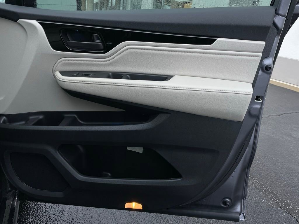 New 2026 Honda Odyssey Touring image 30