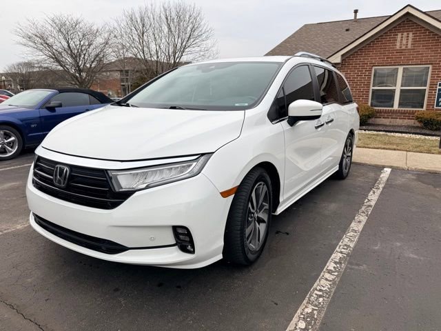 Used 2021 Honda Odyssey Touring image 2