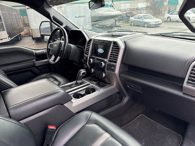 Used 2018 Ford F150 Platinum w/ Equipment Group 701A Luxury image 16