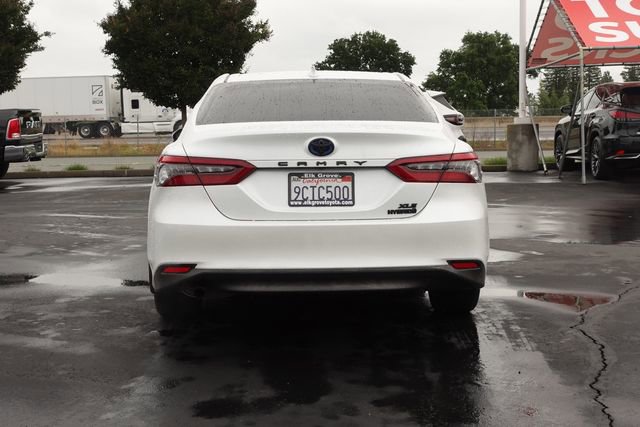 Certified 2022 Toyota Camry XLE FWD image 10