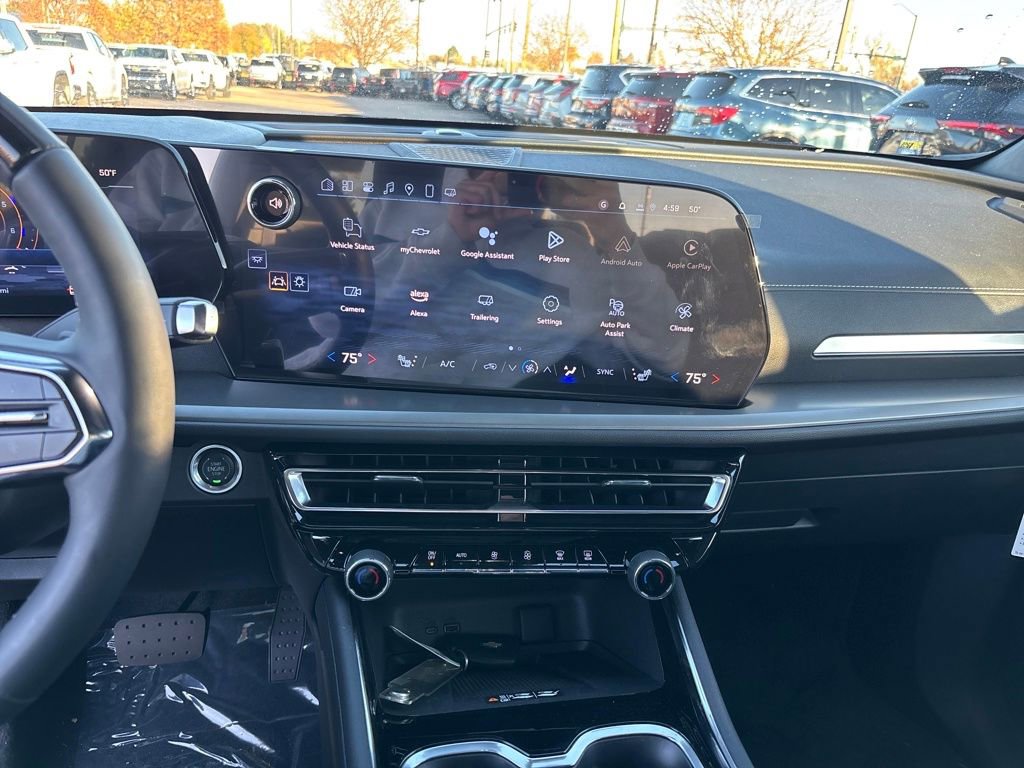 New 2025 Chevrolet Traverse LT w/ Enhanced Driving Package image 17