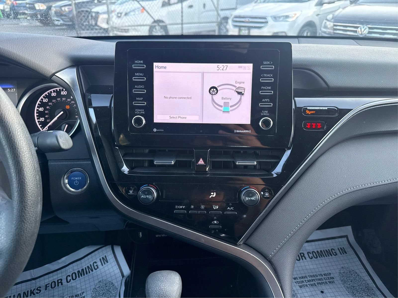 Used 2023 Toyota Camry LE FWD image 14
