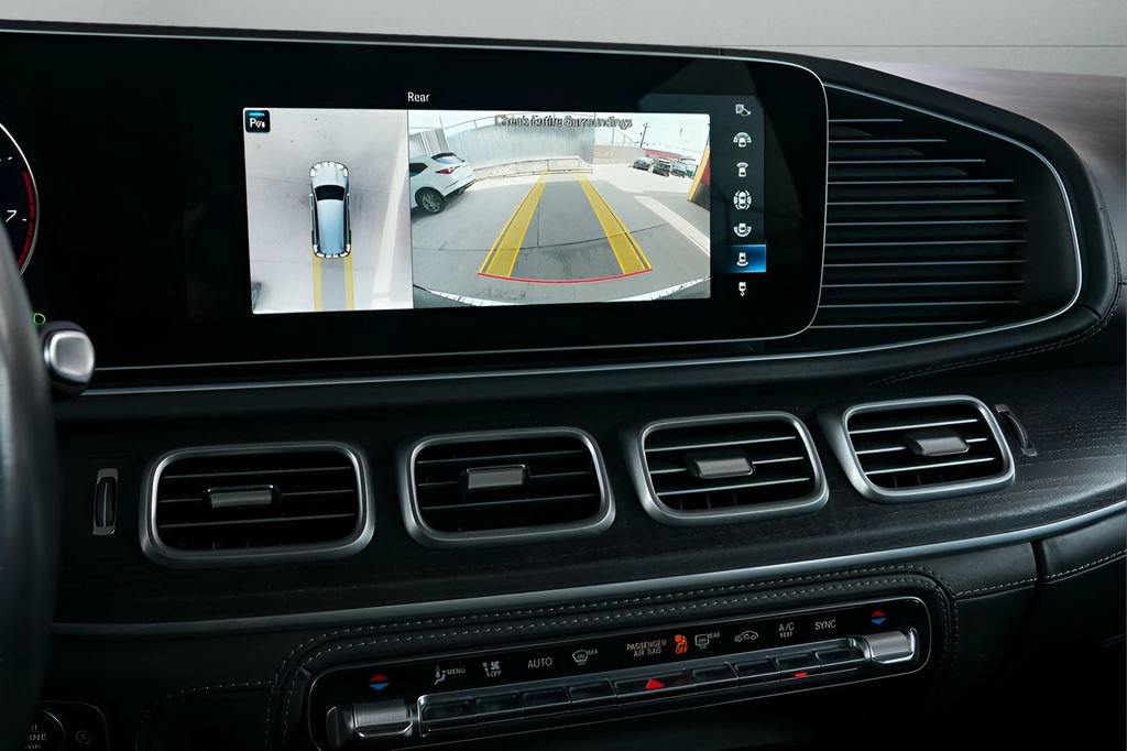 Used 2023 Mercedes-Benz Maybach GLS 600 4MATIC image 80