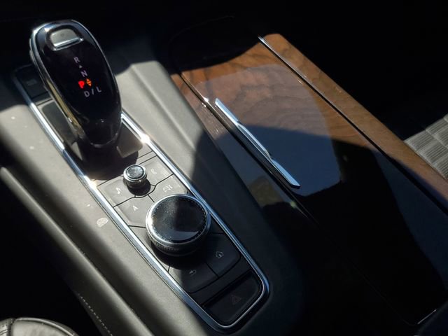 Certified 2023 Cadillac Escalade Sport Platinum w/ LPO, ONYX Package image 28