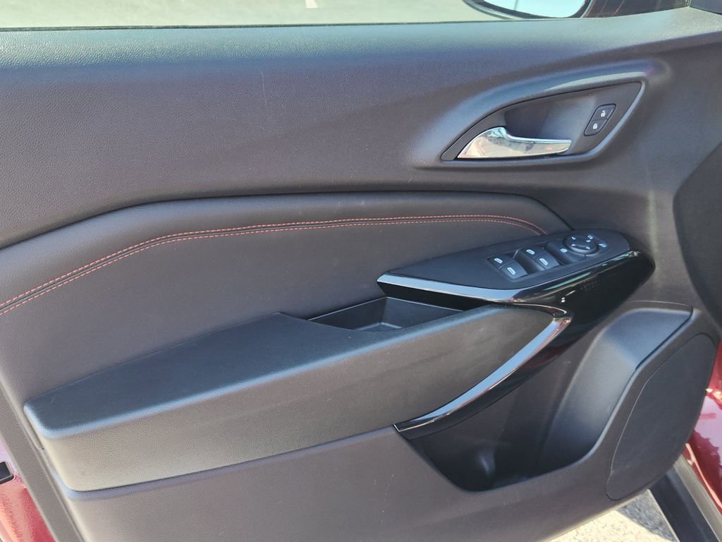 Used 2024 Chevrolet Trax RS w/ Driver Confidence Package FWD image 6