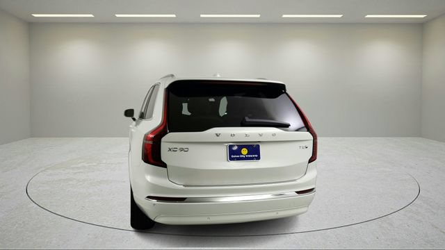 New 2026 Volvo XC90 T8 Plus w/ Protection Package Premier AWD/4WD image 5