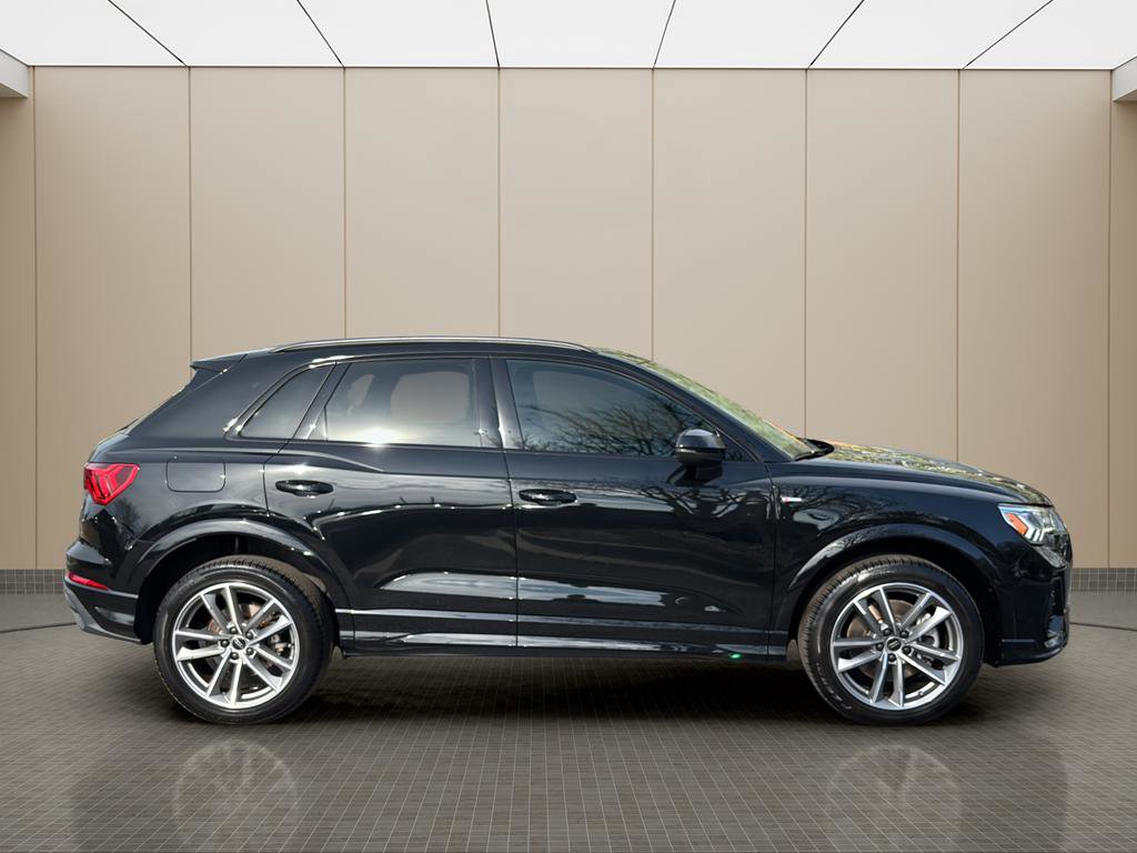 Used 2024 Audi Q3 2.0T Premium Plus image 6