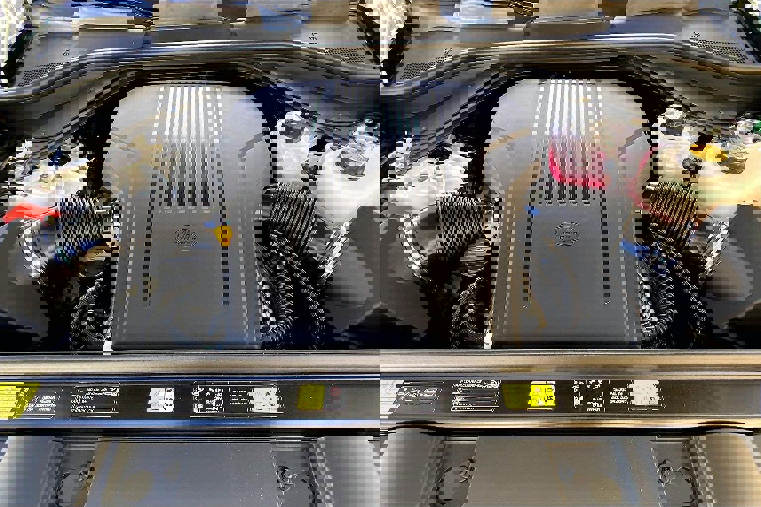 Used 2025 Land Rover Range Rover Sport Dynamic SE image 28