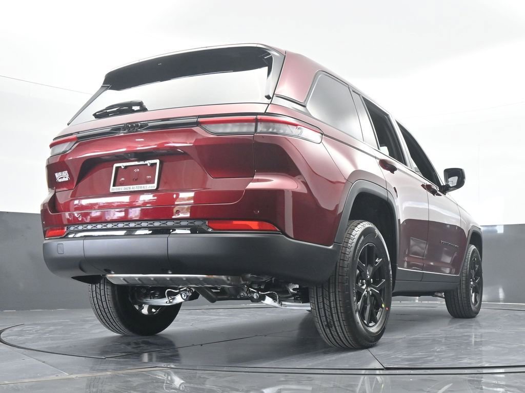 New 2025 Jeep Grand Cherokee Altitude image 53