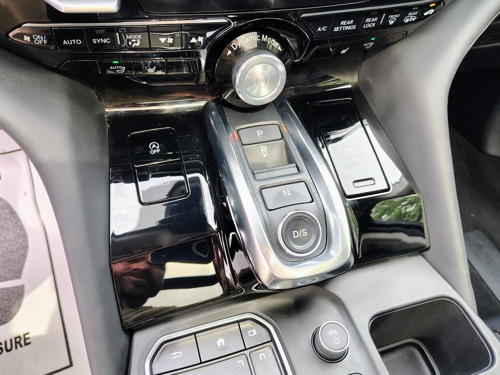 Used 2024 Acura MDX w/ Technology Package AWD/4WD image 25