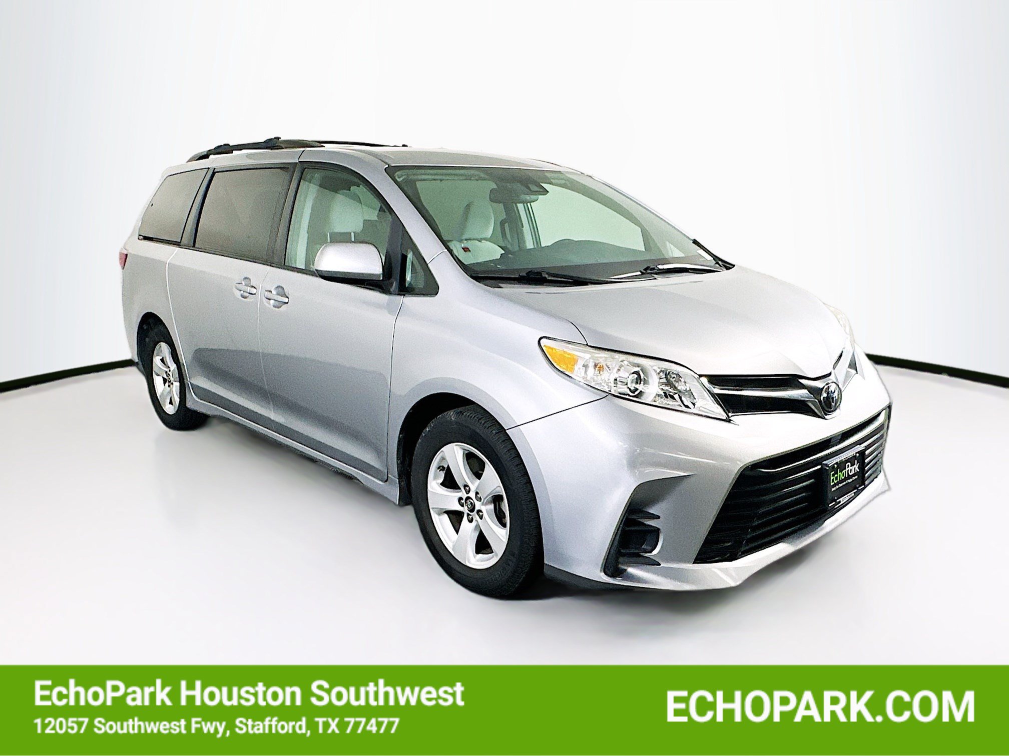 Used 2018 Toyota Sienna LE