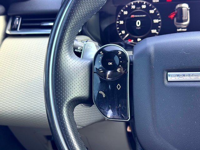 Used 2018 Land Rover Range Rover Velar R-Dynamic SE image 26