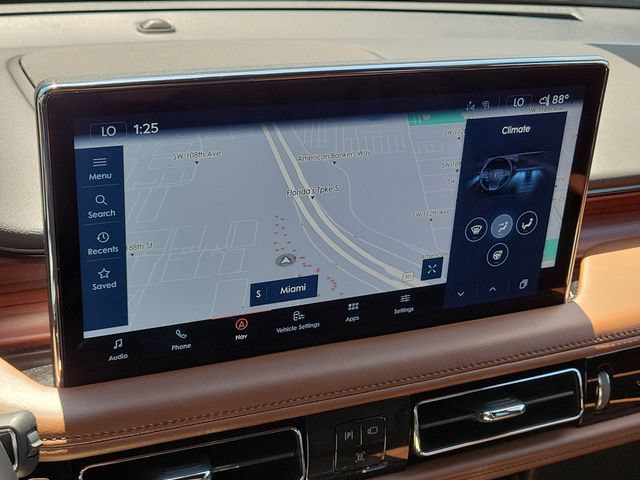 Certified 2023 Lincoln Nautilus Reserve AWD/4WD image 23