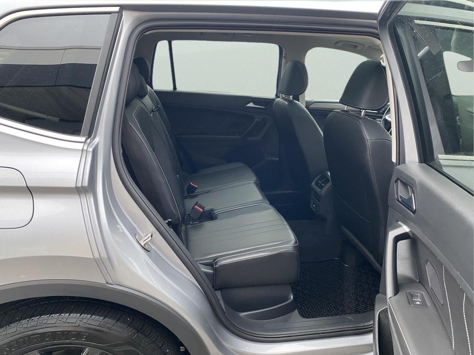 Used 2024 Volkswagen Tiguan SE AWD/4WD image 34