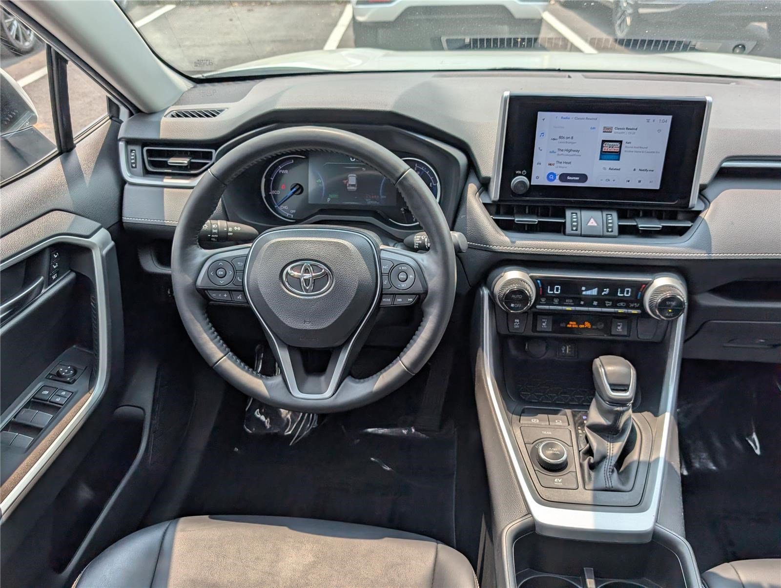 Used 2023 Toyota RAV4 XLE Premium AWD/4WD image 17