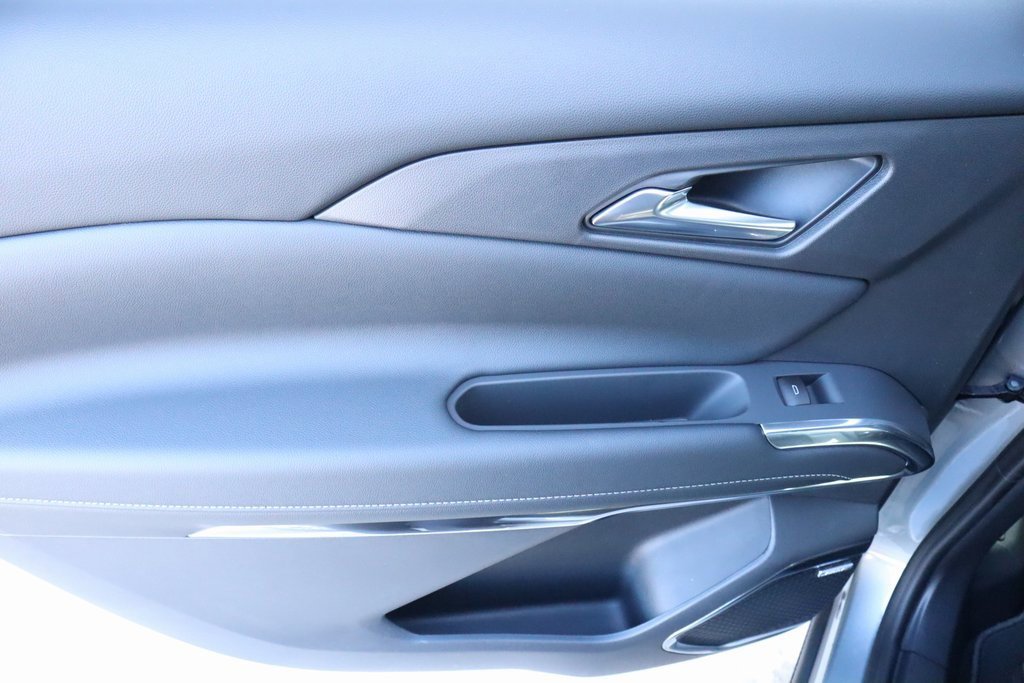 New 2026 Chevrolet Traverse LT image 17