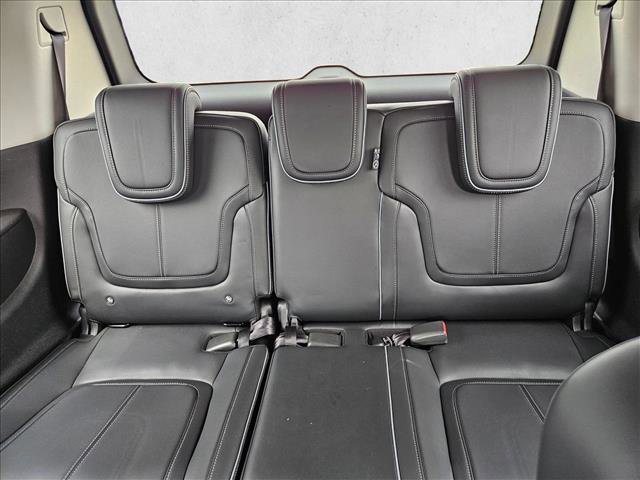 Used 2025 INFINITI QX80 Sensory AWD/4WD image 17
