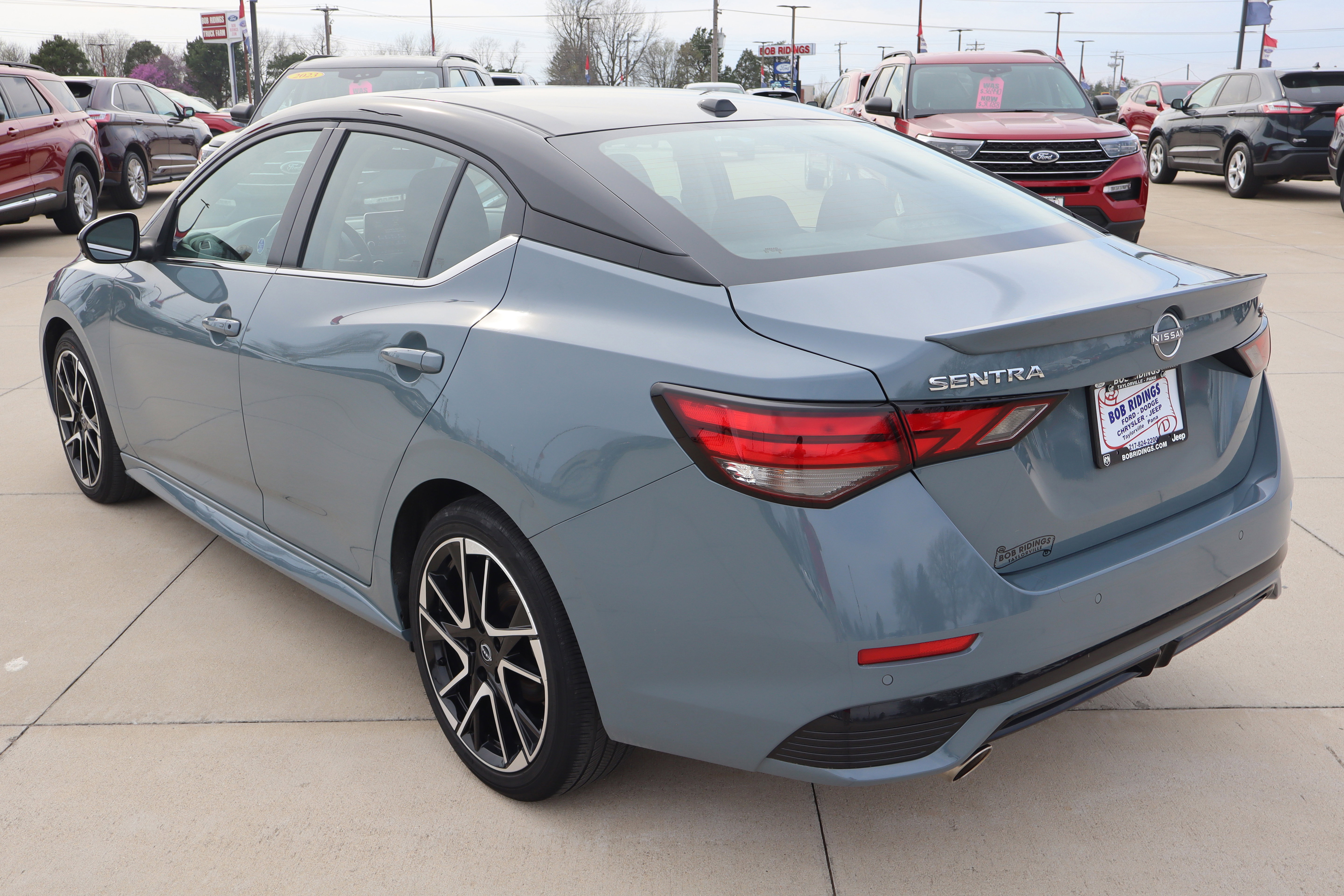 Used 2024 Nissan Sentra SR w/ Trunk Package image 7
