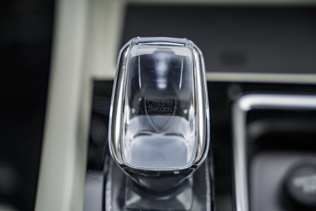 New 2026 Volvo XC60 B5 Ultra w/ Protection Package Premier image 25