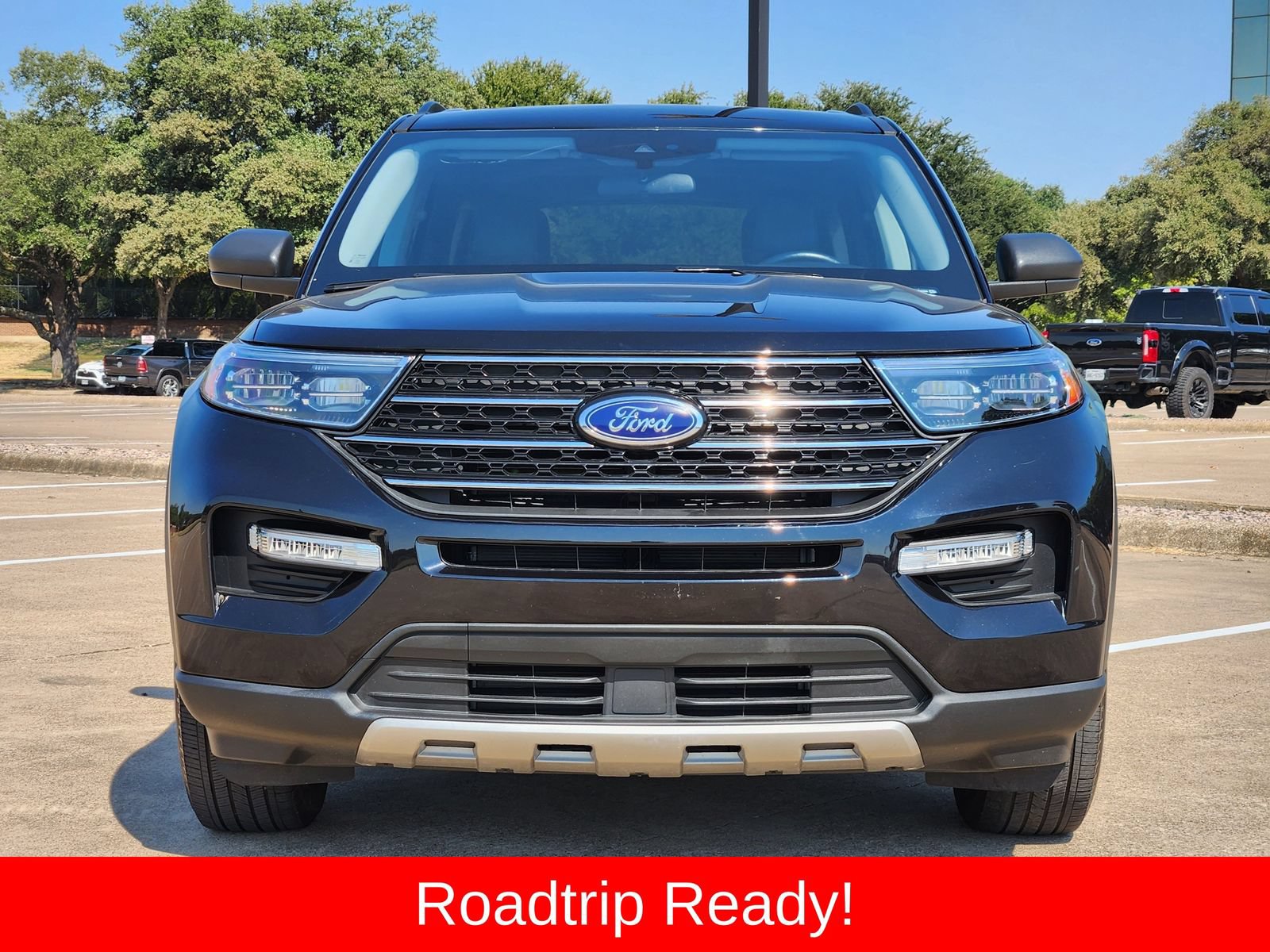 Used 2024 Ford Explorer XLT w/ Equipment Group 202A AWD/4WD image 7